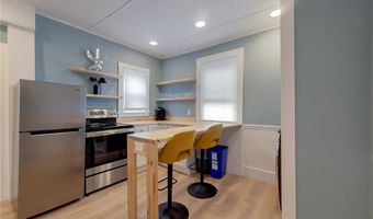 382 Spring St 3, Newport, RI 02840