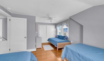 110 Trenton Ave, Point Pleasant Beach, NJ 08742