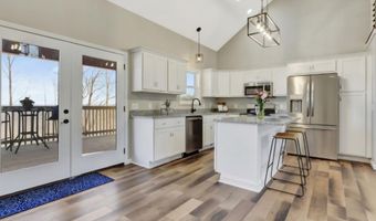 2582 Gap Rd, Altamont, TN 37301