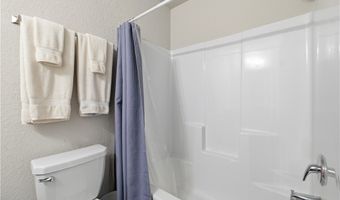 813 NW 67th Ave, Bentonville, AR 72713