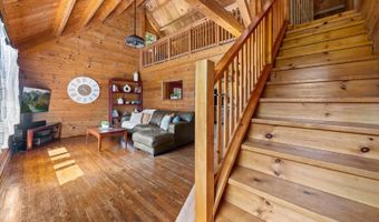 22519 ROBBINS Rd, Astatula, FL 34705