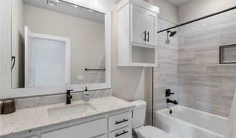 4301 S 87th Pl, Bentonville, AR 72713
