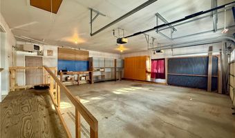 236 Wilson St, Alden, MN 56009