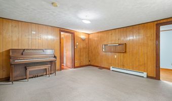 219 Mouse Ln, Alfred, ME 04002