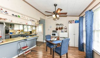 2420 E 40th St, Anderson, IN 46013