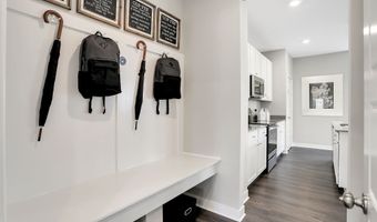 7679 Barston Way, Avon, IN 46123