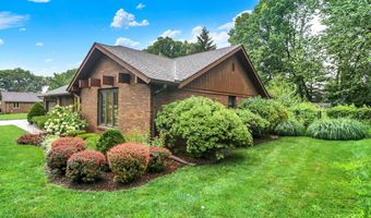 8537 Ridge Hill Dr, Indianapolis, IN 46217