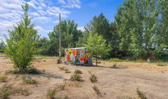 32337 Belle Ave, Bruneau, ID 83604