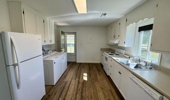 8448 Snake Rd, Athens, AL 35611
