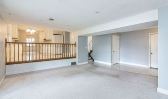 1116 N Old Fence Rd, Addison, IL 60101