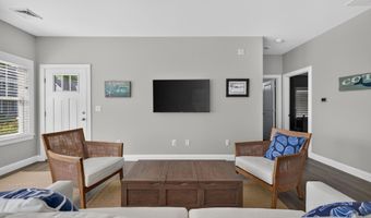 2 Kings Pine Ln, Arundel, ME 04046