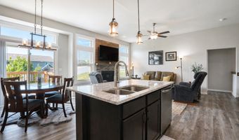 1300 S 10th St, Adel, IA 50003