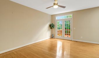 4694 HELEN WINTER Ter, Alexandria, VA 22312