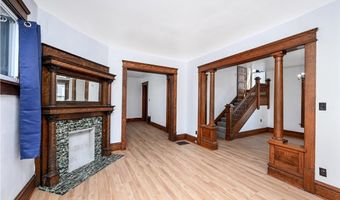 537 E Buchtel Ave, Akron, OH 44304