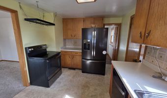 418 N Lloyd St, Aberdeen, SD 57401