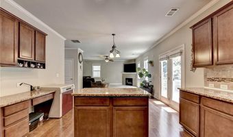 808 Harrison Dr, Acworth, GA 30102