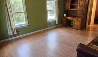 1082 W River Rd, Brattleboro, VT 05301