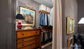 26 Winnfred St, Asheville, NC 28806