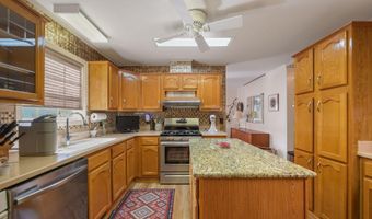 518 WEAVER Dr 518, Dover, DE 19901