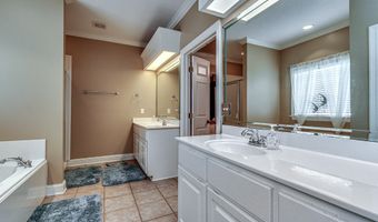 350 Edgewood Xing, Brandon, MS 39042