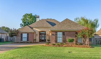 210 Sherwood Dr, Benton, LA 71006