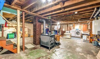 233 Northern Ave, Augusta, ME 04330