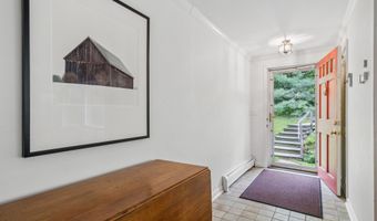 790 Rhoades Hl, Barnard, VT 05031