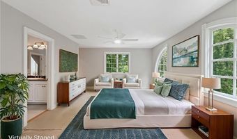 16 Hillside Rd, Cumberland, RI 02864