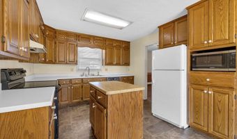 102 Stewart St, Albertville, AL 35950