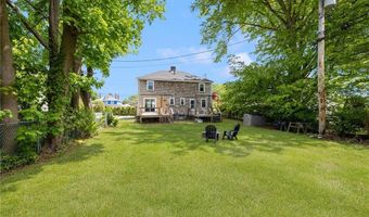 349 Boulevard, Middletown, RI 02842