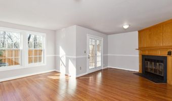 6108 JOUST Ln, Alexandria, VA 22315
