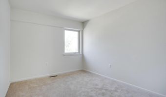 8 GENTRY Ct, Annapolis, MD 21403