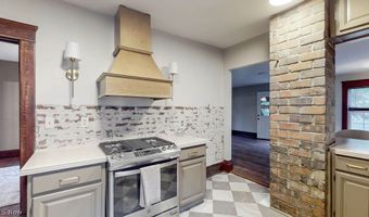 645 W Summit St, Alliance, OH 44601