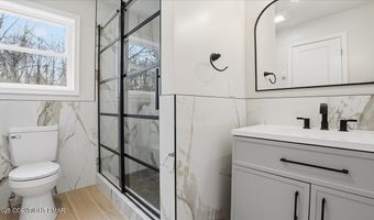 45 Tamarack Ter, Albrightsville, PA 18210