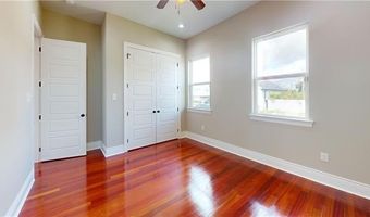 216 BEAR Dr, Arabi, LA 70032