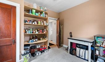 33 E GLOUCESTER Pike, Barrington, NJ 08007