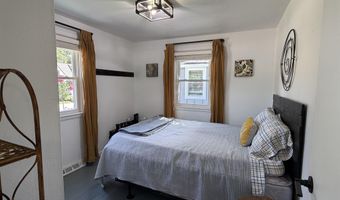 57 61 Dewey St, Arnolds Park, IA 51331