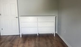 1043 Maiden Ln, Ann Arbor, MI 48105