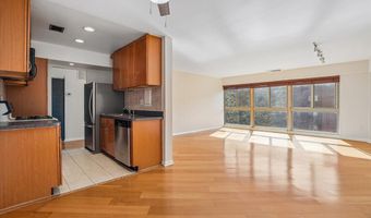 4970 BATTERY Ln 409, Bethesda, MD 20814