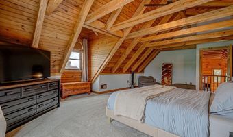 10902 N Hogan Rd, Aurora, IN 47001