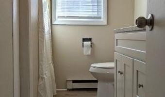 35 Parkwood St Apt 2, Albany, NY 12208