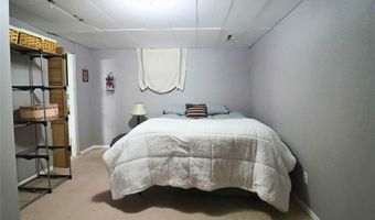 506 12th Ave NW, Altoona, IA 50009