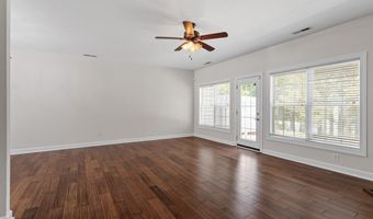 1505 Poets Glade Dr, Apex, NC 27523