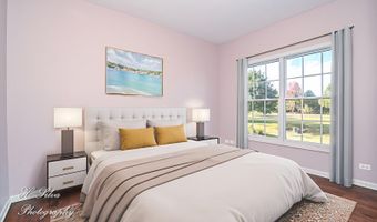 3260 Nottingham Dr, Algonquin, IL 60102