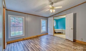 80 Viola Ln, Balsam Grove, NC 28708