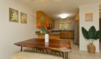 1111 Akipohe St 13B, Kailua, HI 96734