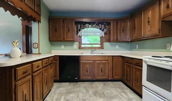 538 N Main St, Ada, OH 45810