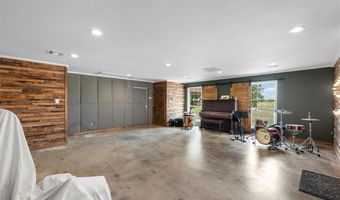 3057 Holy Rd, Abbott, TX 76621