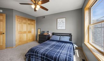 9352 67th St NW, Annandale, MN 55302