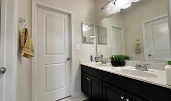 22611 WINDSOR LOCKS Sq, Ashburn, VA 20148